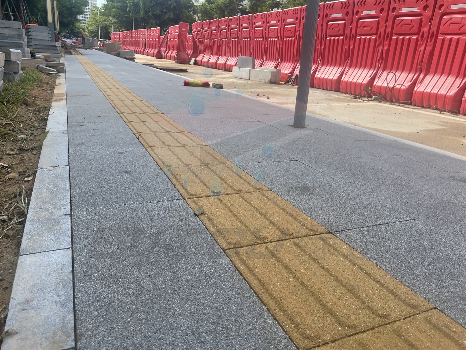陶瓷仿石砖助力海绵城市建设